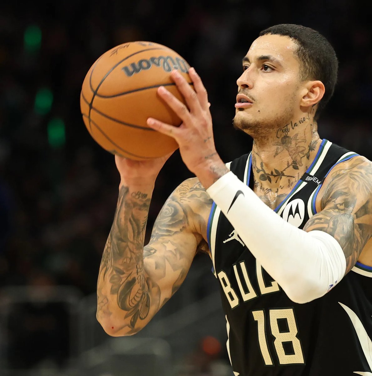 TheNBACentel's tweet photo. Netflix Offers Kyle Kuzma An Acting Role After Seeing Him Pretend To Be A Professional Basketball Player

(Via @netflix) https://t.co/AaRlc6V4m0