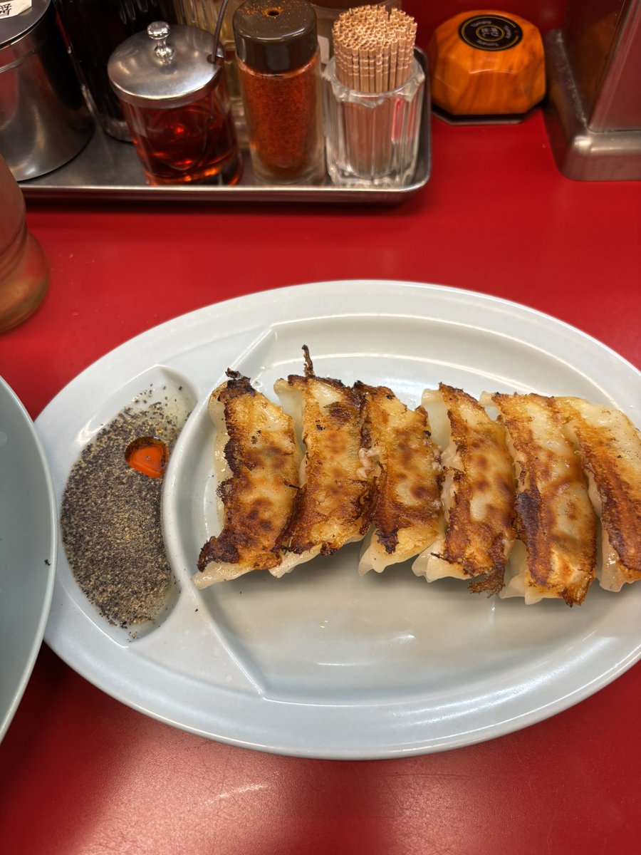 fishermanv301's tweet photo. お疲れ様です🍜
本日の晩御飯は…山岡家🍜
味玉、薬味ねぎをトッピング！(*´ч`*) https://t.co/PuMzRsILV3