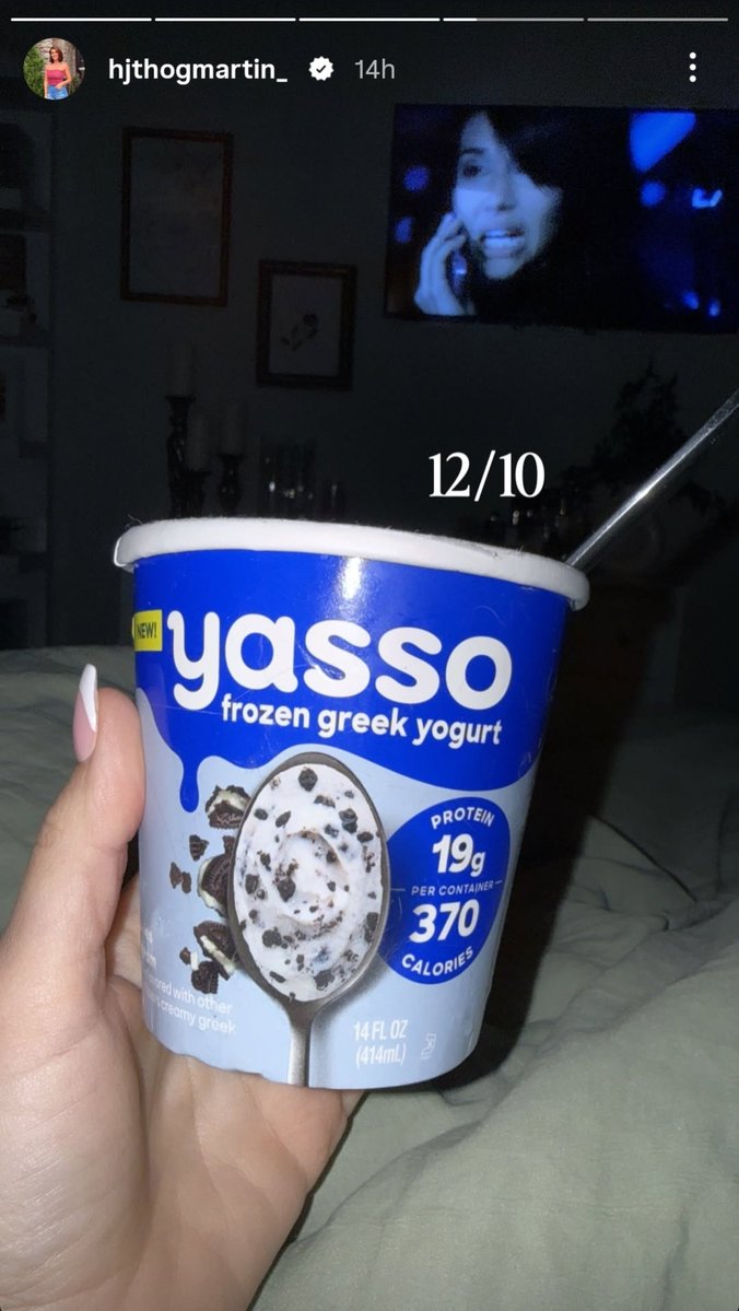 orbmombro's tweet photo. Haley also rated the Yasso frozen Greek yogurt brand a 12/10. She does a lot of exercise, so the high protein froyo would undoubtedly help with her further gainz https://t.co/76orsbs18Y