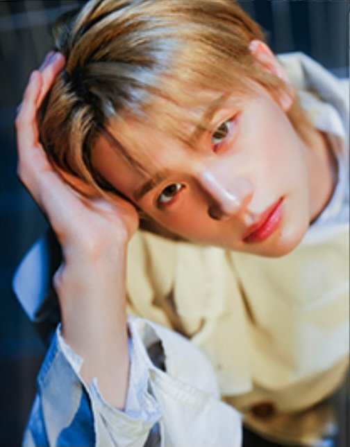 TWS_JH's tweet photo. TWS 2nd Single Album 'TO US' 

#신유 #SHINYU https://t.co/0cjX3dNWTE