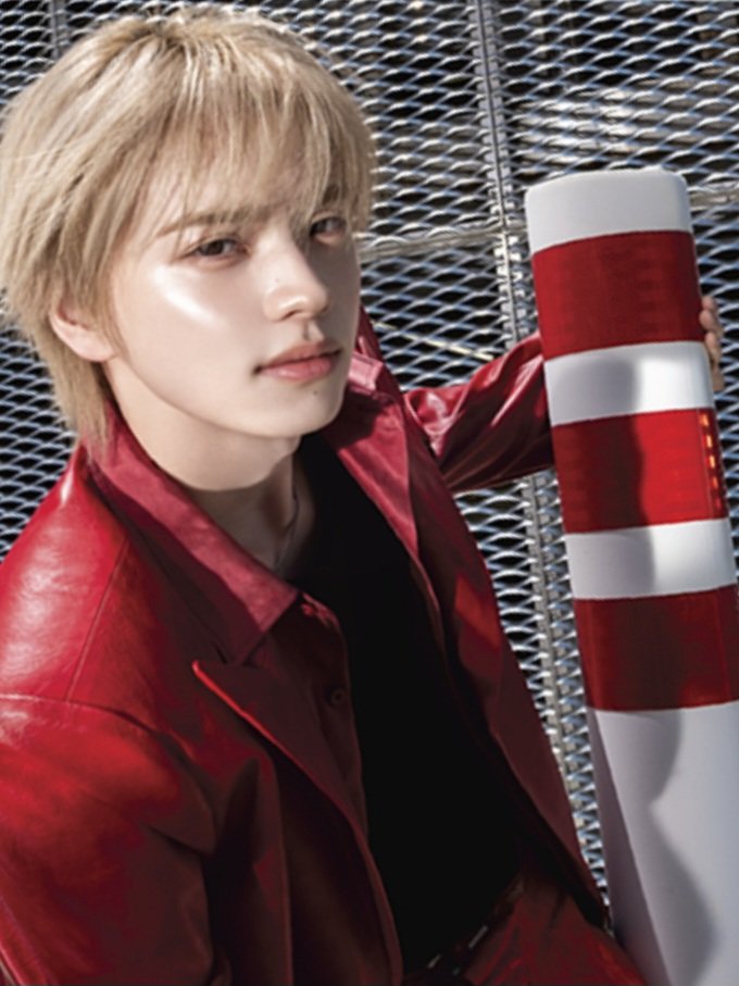 TWS_JH's tweet photo. TWS 2nd Single Album 'TO US' 

#신유 #SHINYU https://t.co/0cjX3dNWTE