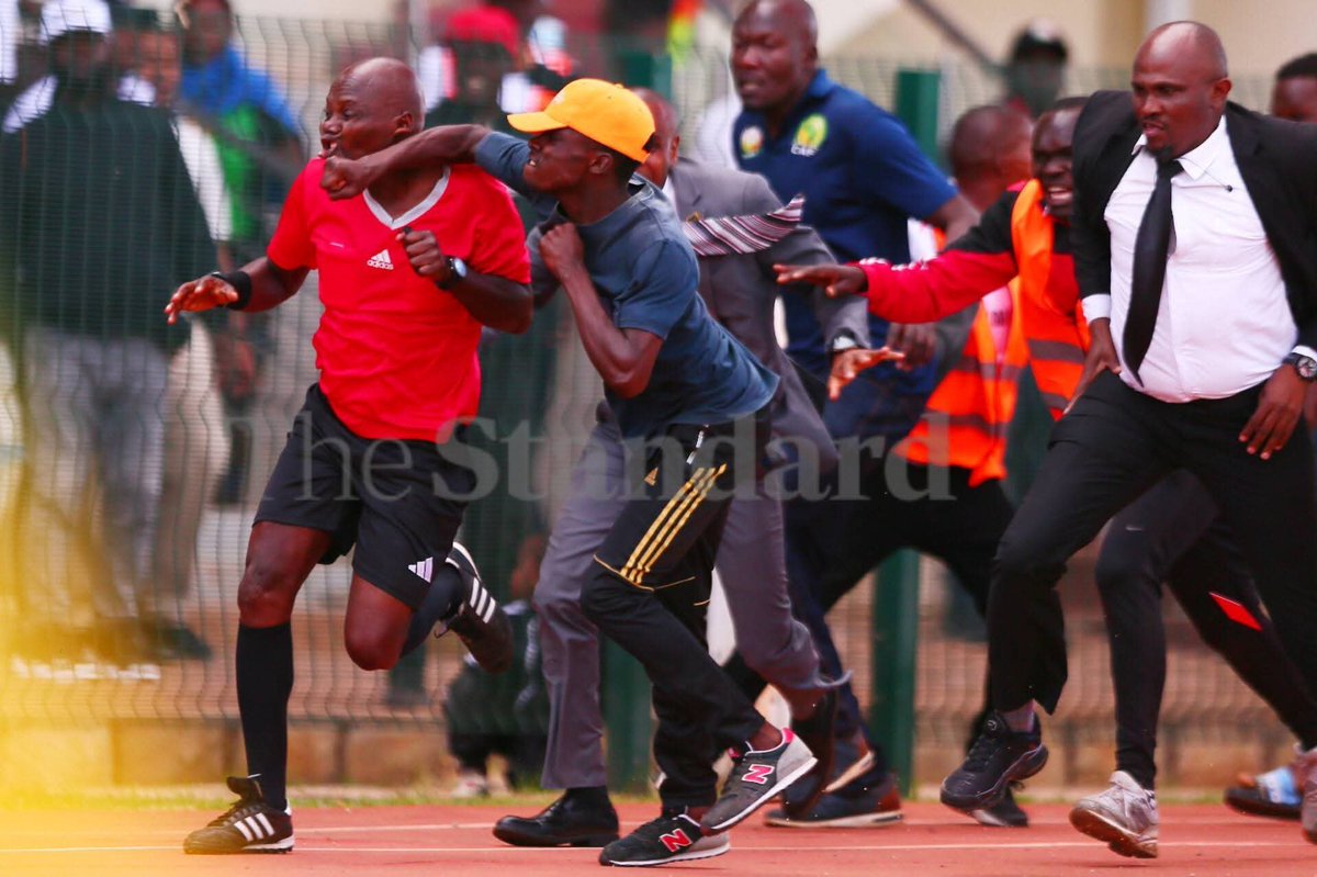 IkeOjuku's tweet photo. Good Evening @DCI_Kenya Referee safety is non-negotiable. Kindly identity this man who physically assaulted referee during play-off match between Kariobangi Sharks vs Mombasa United at Ulinzi Complex. https://t.co/1BwLbepS00