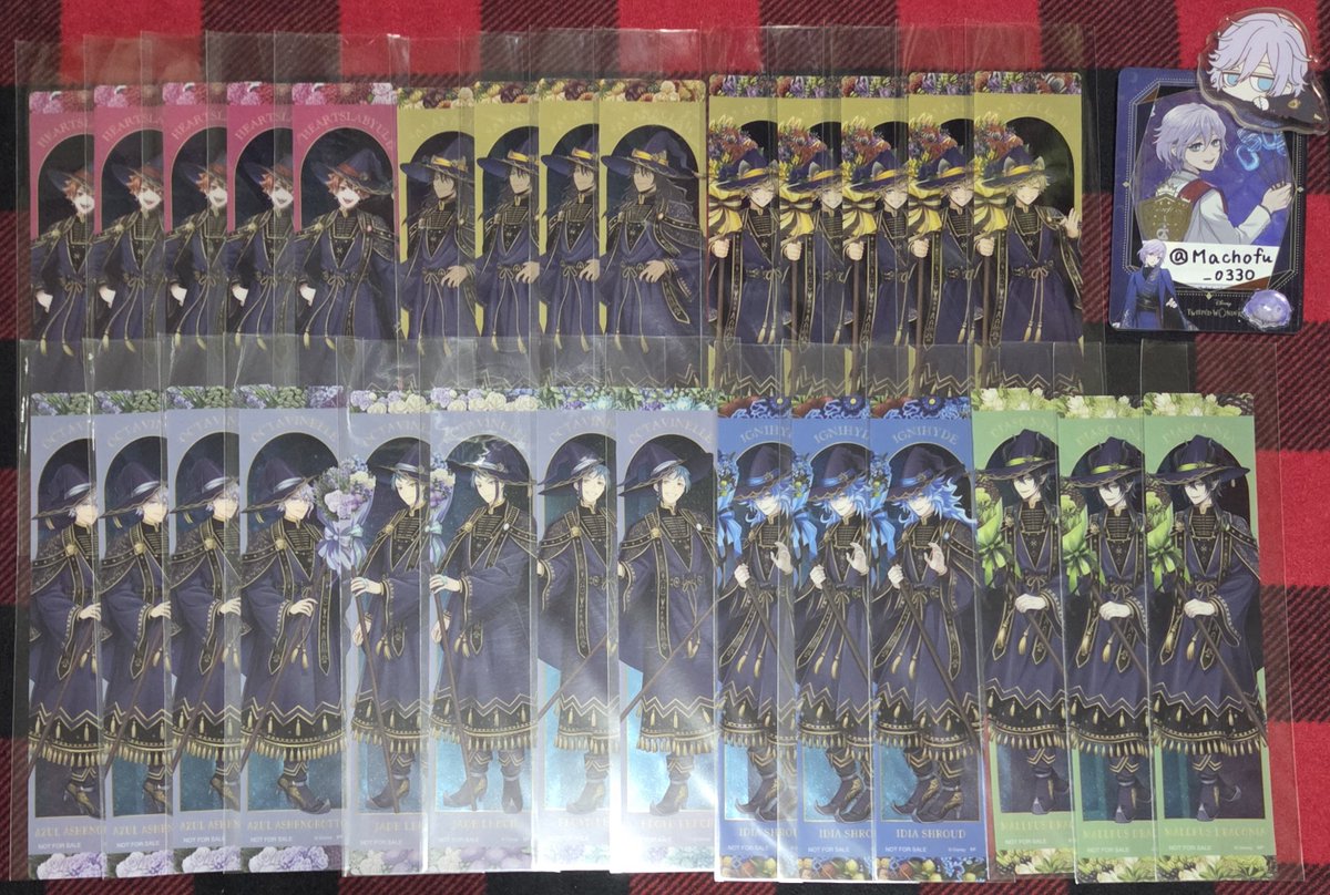 Machofu_0330's tweet photo. ツイステ 特典 しおり くつろぎ ユニオン ブルーム

✧1枚目:同絵柄交換
✧2枚目:くつろぎ･ﾌﾞﾙｰﾑとの交換
✧3枚目:どれでも可,2~3:1等比率違い◎

くつろぎ･ﾌﾞﾙｰﾑは���ても求めているため1点〜郵送可(その他はまとめて)

交換可能な方いらっしゃいましたらご気軽にお声がけ下さい🙇🏻‍♀️⸒⸒ https://t.co/fE0KsqitWl