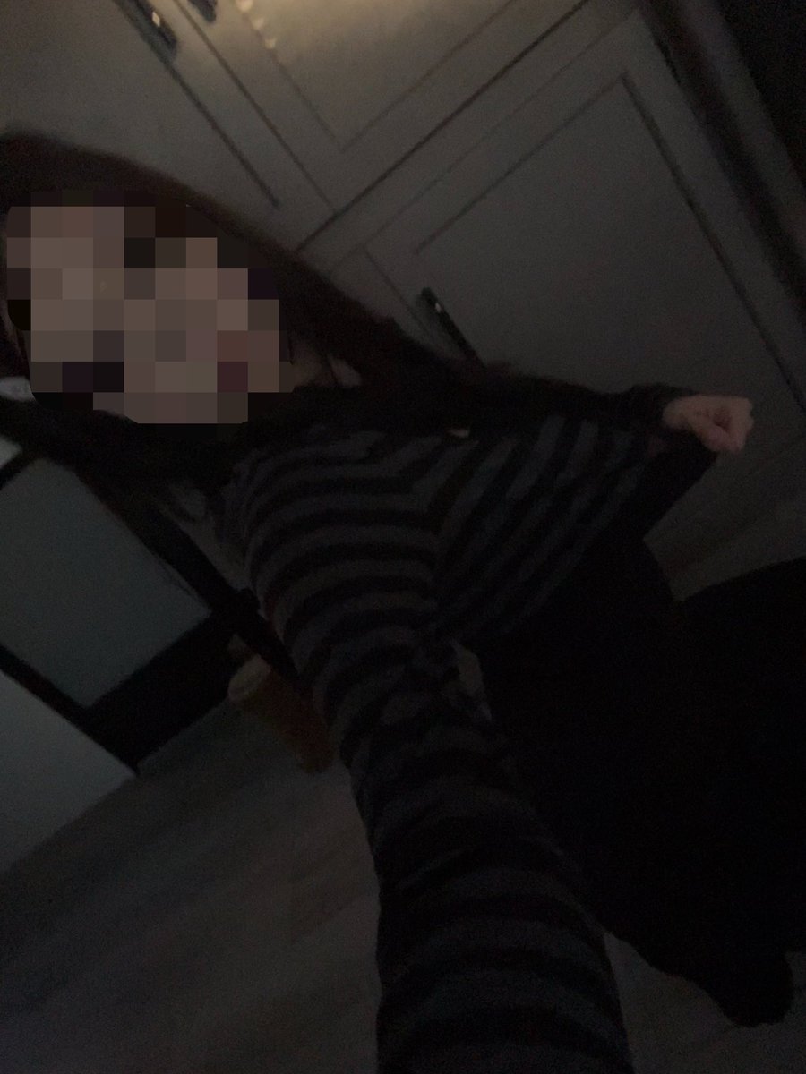 princessvat3's tweet photo. Flat but felt cute in this outfit https://t.co/ZA1NnGOK4w