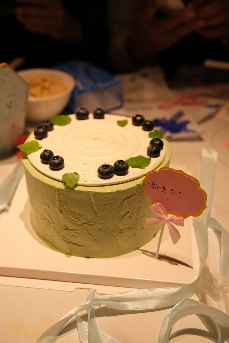Griseo520a's tweet photo. 宝宝，我真庆幸这辈子遇到了你
谢谢你和我一起过生日呀！
对了顺带一提我生日在四号（）
没叫大家戳气球真抱歉....
不过现实中的人更需要我
所以现在补发一下吧ww
这是四号那天的一些照片
对了对了我们是女同事呀www
宝宝我爱你@luoxuenya
一辈子跟我在一起吧！我们一起走很久很久
还有给我一胎生六个w https://t.co/8cLyTJdTIe
