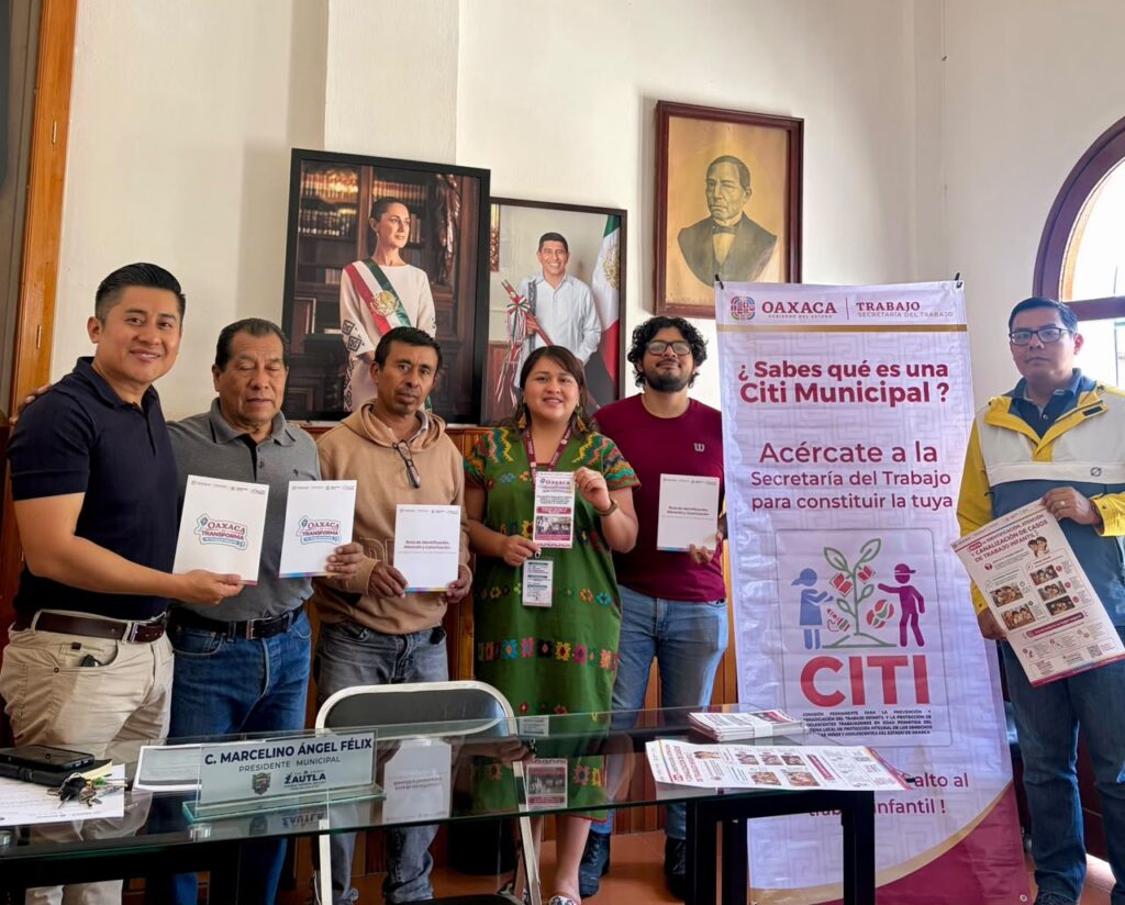 ahoraoaxacanot's tweet photo. #AhoraOaxaca l ⛔️✋ Fortalece Gobierno del Estado acciones contra el trabajo infantil
|#Oaxaca | #TrabajoInfantil | #GobiernodeOaxaca |#AhoraNoticiasMediaGroup |#ANMG
Nota aquí ⬇️
https://t.co/eErRZ7QJnV https://t.co/73Zhg9F2oC