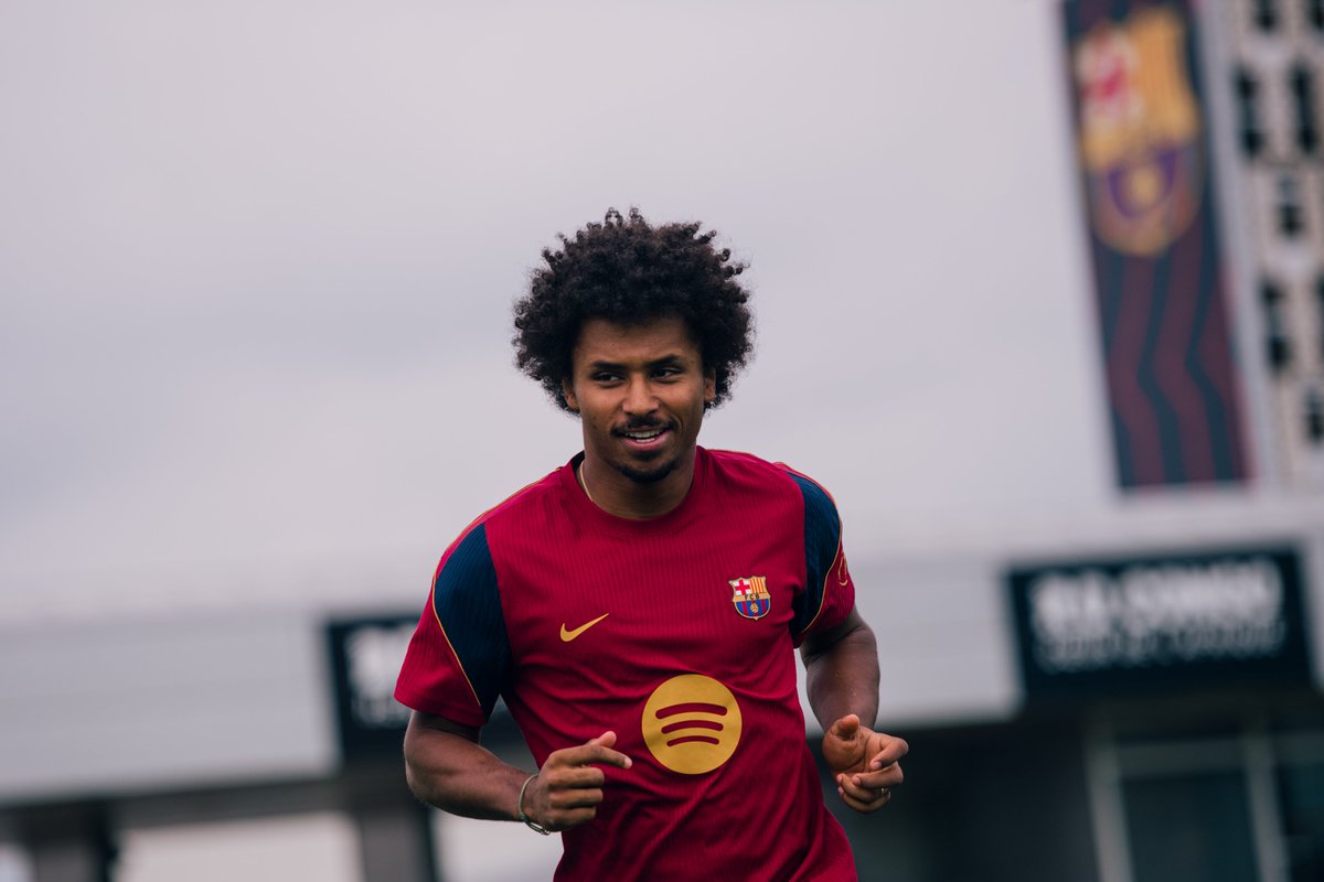 FCBarcelona's tweet photo. It's nice to have you here, guys 🙌 https://t.co/ua8jIl1coP