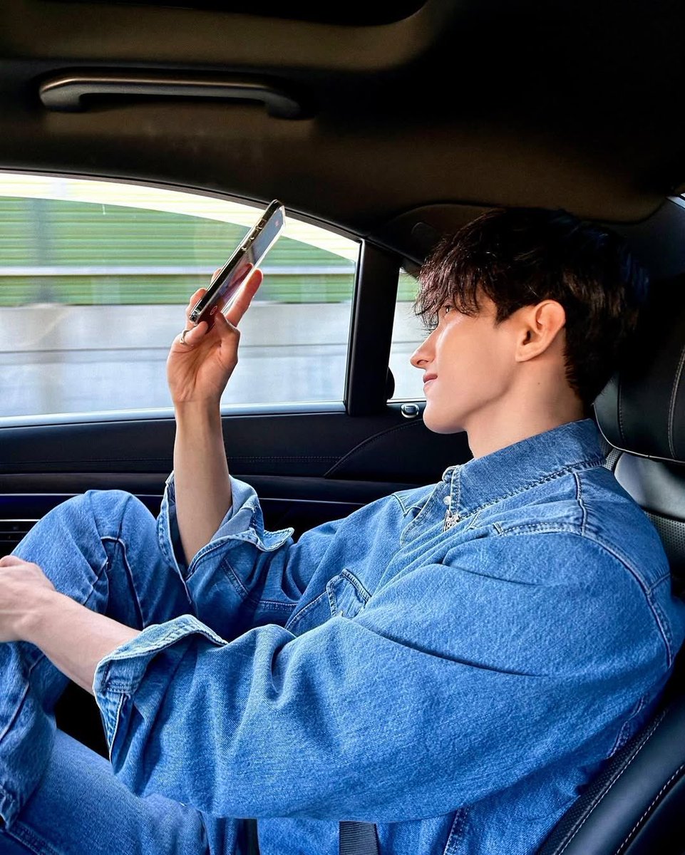 timefordk's tweet photo. 231007 도겸 인스타그램 #dkig
#도겸 #ドギョム #DOKYEOM #세븐틴 https://t.co/pQj1l1lDXz