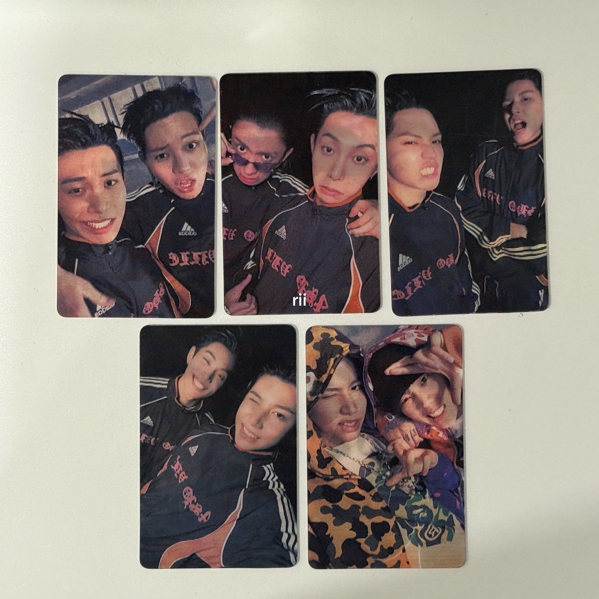 5__yul's tweet photo. lngshot complete album pcs 🤞🏼🙂‍↕️ im ready for swish https://t.co/f2AgOvjkgr