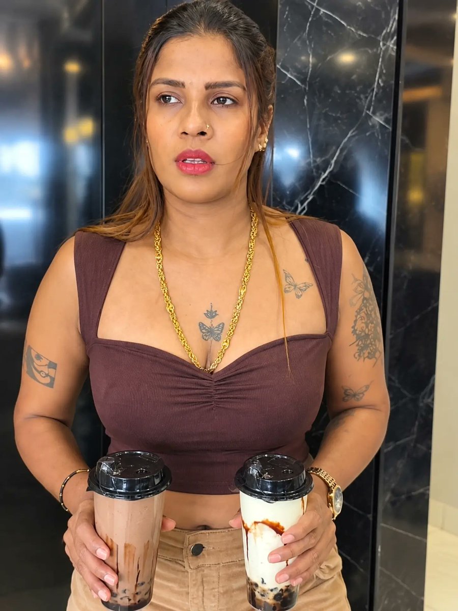 Cinema8Maniac's tweet photo. Proof that Madurai is so much more than just amazing street food. Her Firebear café is a whole different vibe! Madurai’s first-ever café-and-nail/lash studio hybrid is a must-visit. https://t.co/r8Ix8HWX9Z