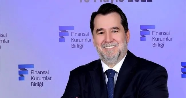 EstrofonHaber's tweet photo. 🔴 #SONDAKİKA | Fon kriziyle gündeme gelen iş insanı Ali Emre Ballı, intihar etti. 

(OdaTV) https://t.co/Nz8bFMIBjW