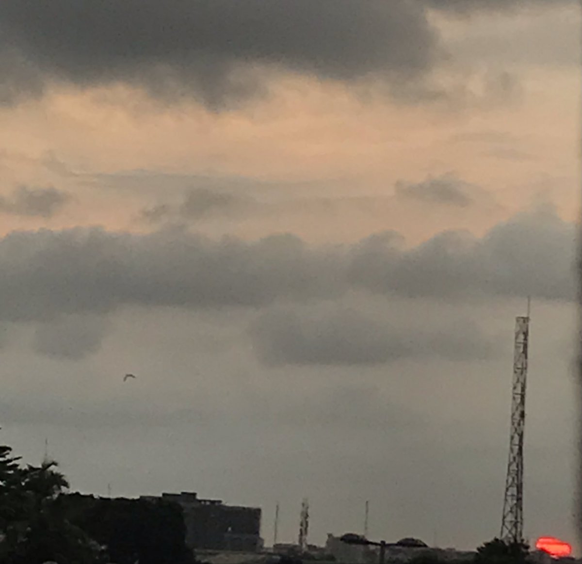 Adekolafreedom's tweet photo. What is this in the sky at the right button corner ? 🤔 https://t.co/I4f3yyUelC