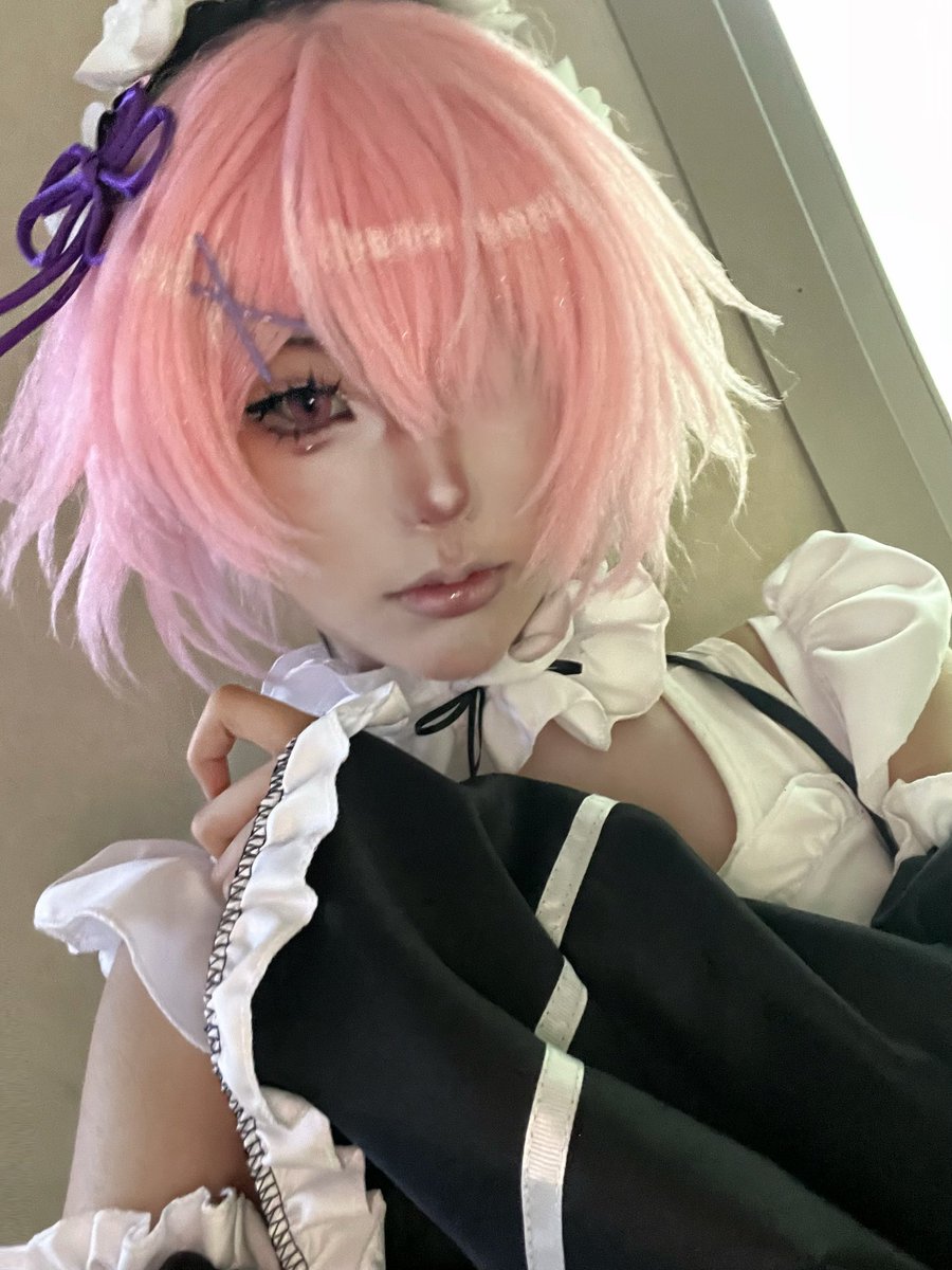 hcccgmck's tweet photo. 拉姆酱
这个衣服显得我身材挺好的但就是有劣质。 https://t.co/jpuz4kvdBE