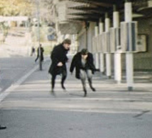 leticiaayangalt's tweet photo. saíram fotos demoníacas do john e do paul hoje. https://t.co/xZ0rEp5p6M