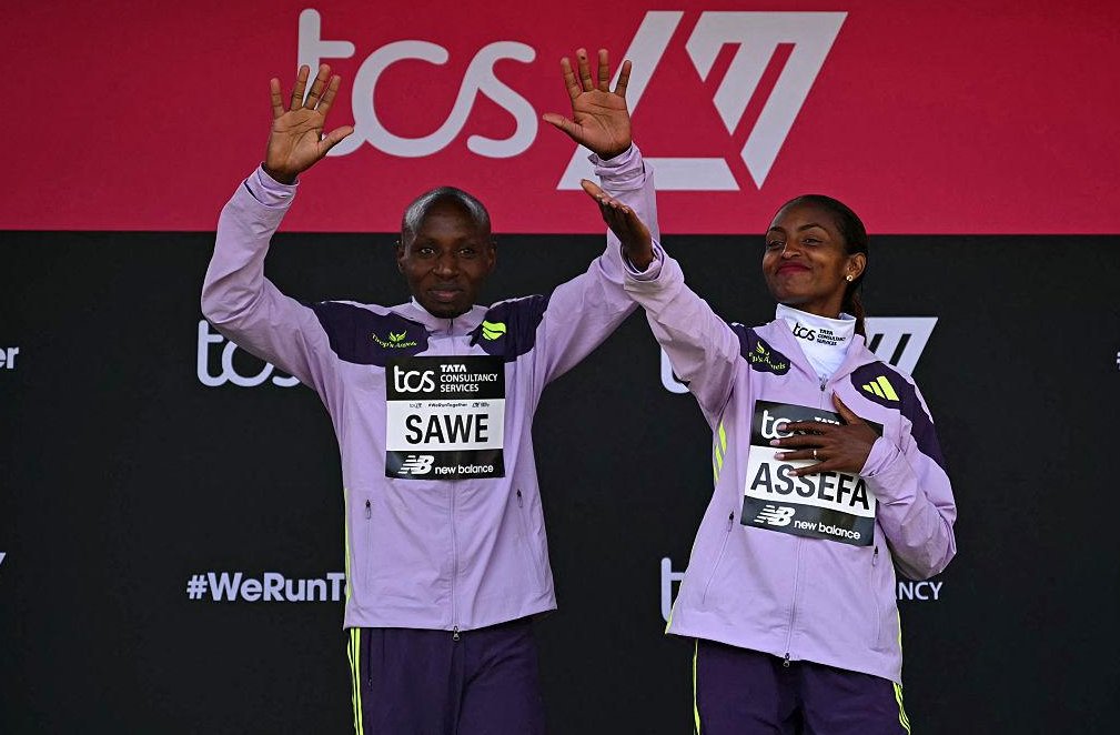 TheRunDone's tweet photo. نامزدهای ورزشکار سال World Athletics اعلام شدند؛ تیگست آسفا، اگنس نگتیچ، آدری ورو، جاش کر و سباستین ساوه نماینده دوهای استقامت و نیمه‌استقامت‌اند. پرسش جذاب رأی‌گیری: یک رکورد تاریخی مهم‌تر است، یا فصلی با چند قهرمانی؟ اینجا تعریف «بهترین» تعیی��‌کننده است. https://t.co/Tlo5P4mgjZ