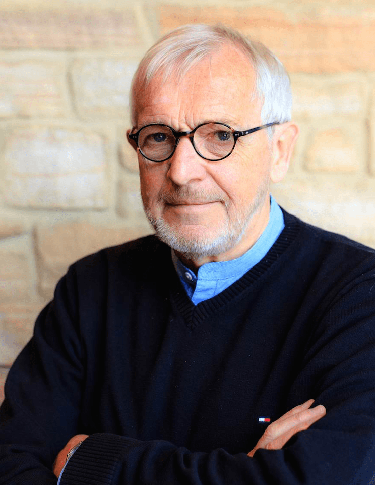 NobelPrize's tweet photo. The 2026 physics laureate Francis Halzen was born in 1944 in Tienen, Belgium. He received his PhD in 1969 from KU Leuven, Belgium. He is currently a professor at the University of Wisconsin-Madison, USA (@UWMadison). 

https://t.co/sTYretuWs2

#NobelPrize

Photo credit: Zig Hampel-Arias, WIPAC.