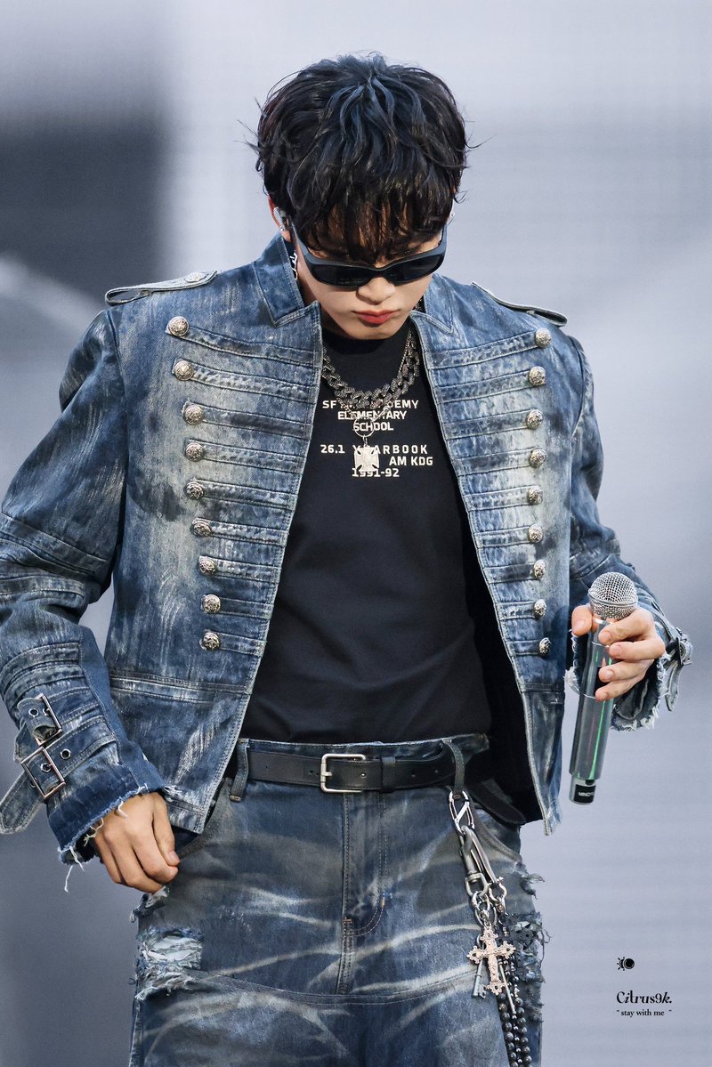 RRmin9e's tweet photo. D-611 🖤 https://t.co/WAmJwcxEwQ