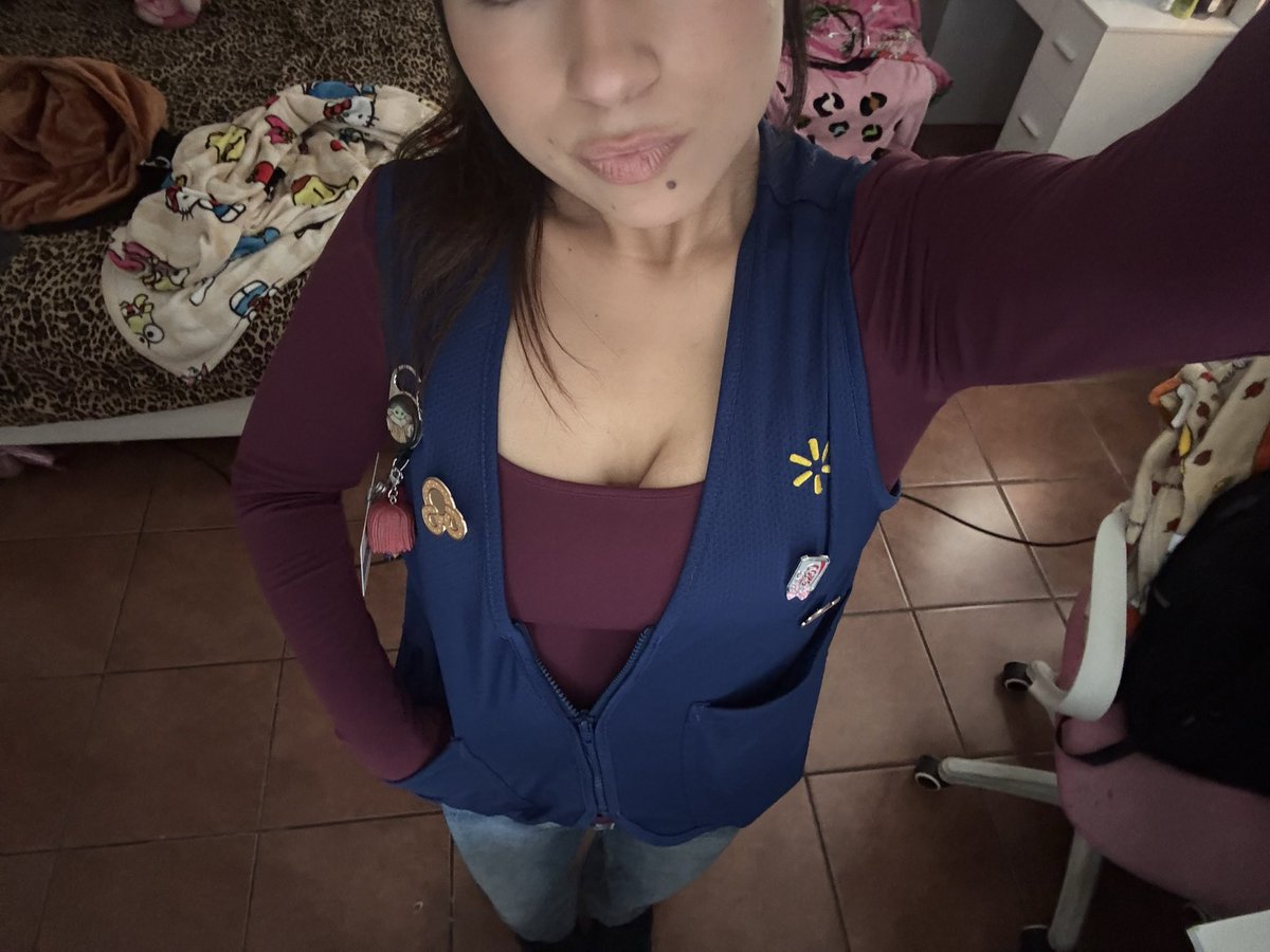 miyahfps's tweet photo. J*b https://t.co/KWTfyvUO91