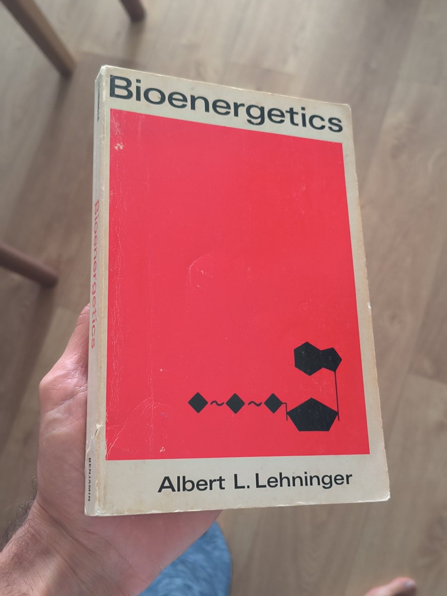 RayPeat_espanol's tweet photo. Libros clave en bioenergética. Transformación de la energía, termodinámica, fosforilacion oxidativa, reduccion-oxidacion. Curso breve. Bioenergetics de Lehninger. https://t.co/eQvniuWKut