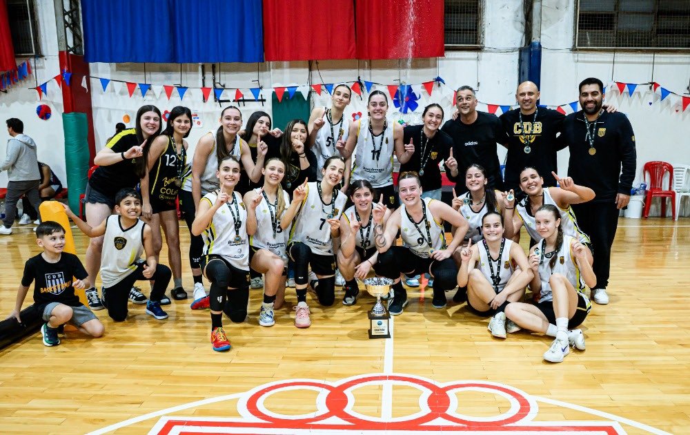 caegomezz's tweet photo. Berazategui se consagró campeón de la Liga Federal U21 Femenina tras vencer a Náutico en la definición.

Los cuatro equipos del Final Four pertenecen a la Liga Femenina, confirmando a la competencia como un espacio clave de desarrollo. https://t.co/dhDADd54Cf