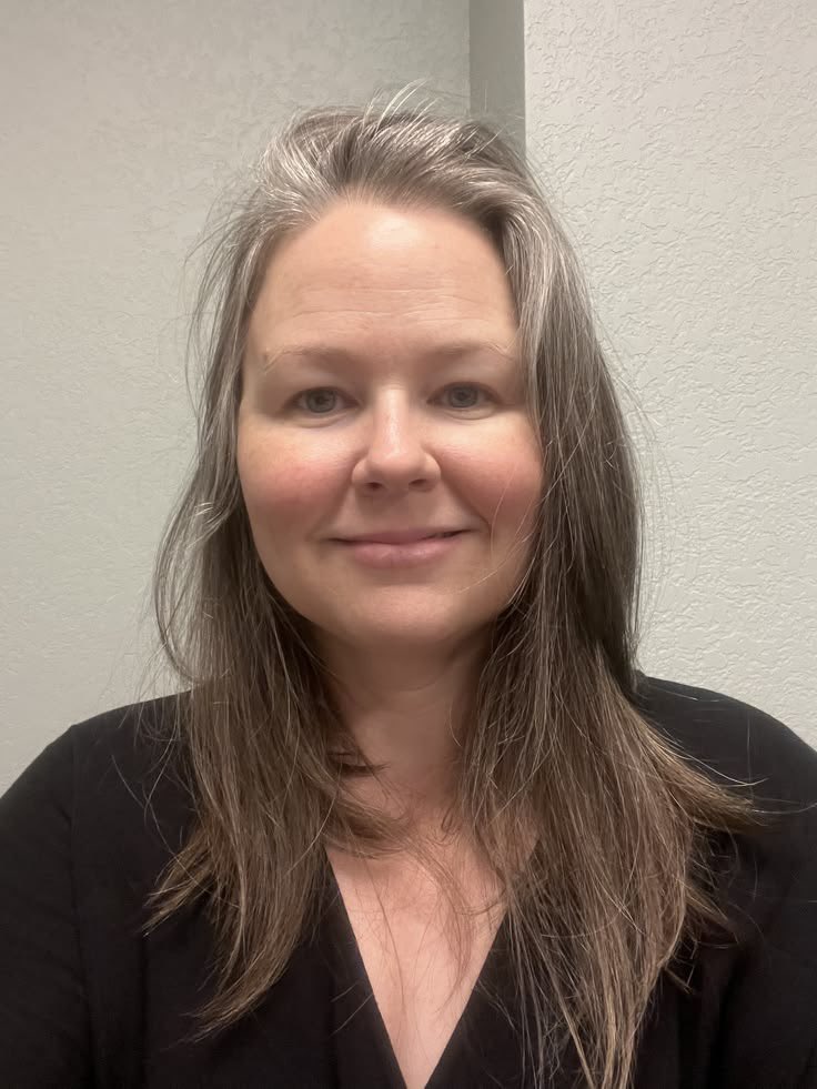 reneeisawessome's tweet photo. 47 years old and single🥰❤️ wby? https://t.co/Xisbwnf8ko