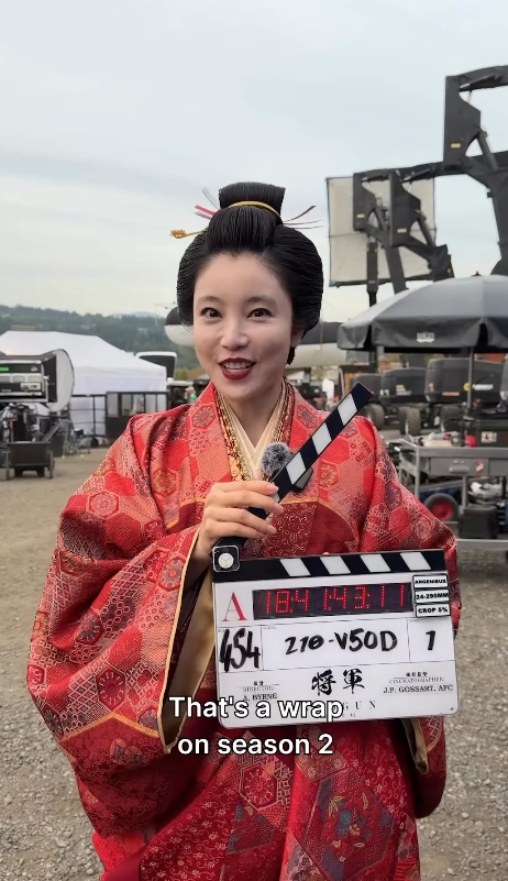 LifeVancouver's tweet photo. FX『SHŌGUN 将軍』シーズン2の制作が正式に終了したことが、本日 SHŌGUN のSNSアカウントで発表されました。動画では真田広之さんや目黒���さんなど、皆さんの嬉しそうな姿を見ることができます。
https://t.co/e3uaEF86ZU https://t.co/YcOKAIpM9T