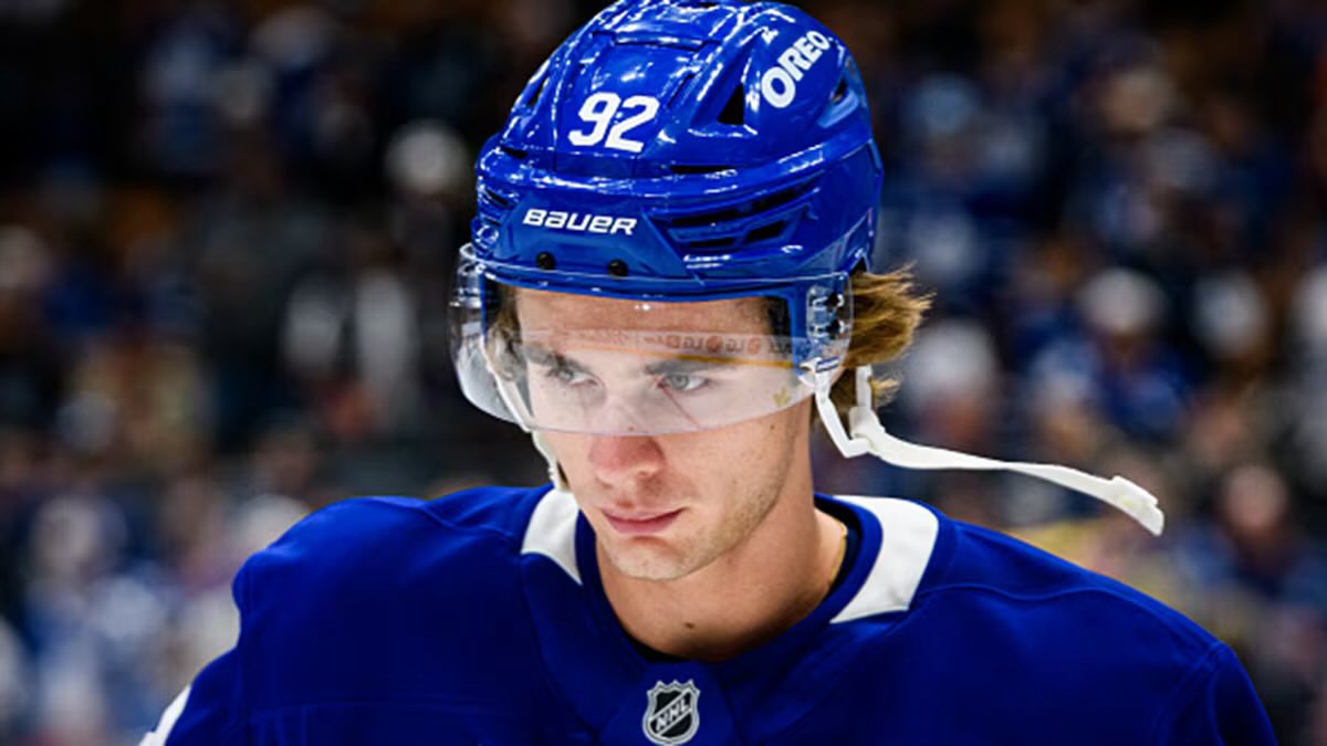TSNHockey's tweet photo. EARLY TRADING - @DarrenDreger on the 
Leafs' plan for McKenna, Ullmark's injury, Tocchet/Flyers, Larkin &amp; Edvinsson, and Winnipeg’s Tyrel Bauer: https://t.co/RZxSEg9jtL

Watch an expanded Insider Trading later today on SportsCentre &amp; https://t.co/fEgdezEs04 https://t.co/F1T7sbOA22
