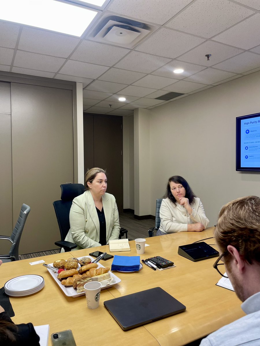 SimaAcan's tweet photo. Great to visit Polar Performance Materials in Oakville last week to tour their facility and discuss their work in high-purity alumina and plans to grow in Canada. Thank you to the team for welcoming us and showcasing Canadian innovation in action!

#PolarPerformanceMaterials #Oakville #Innovation #OakvilleWest