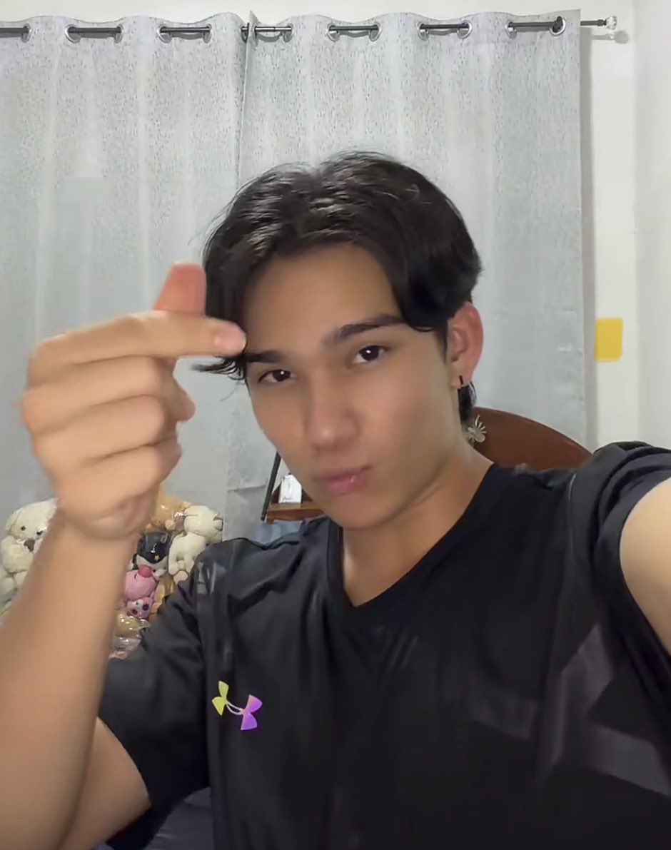KKankawee's tweet photo. พี่โน่…ส่ง❤️😘 แล้วบอกฝันดี 🐶🫳🏻 #รอตั้งเต พ่อเพล์บอยของหม่ามี้ 😎 @vinoyrn #vinoyrn #CCCsummercrush https://t.co/1YtqSzwBy3