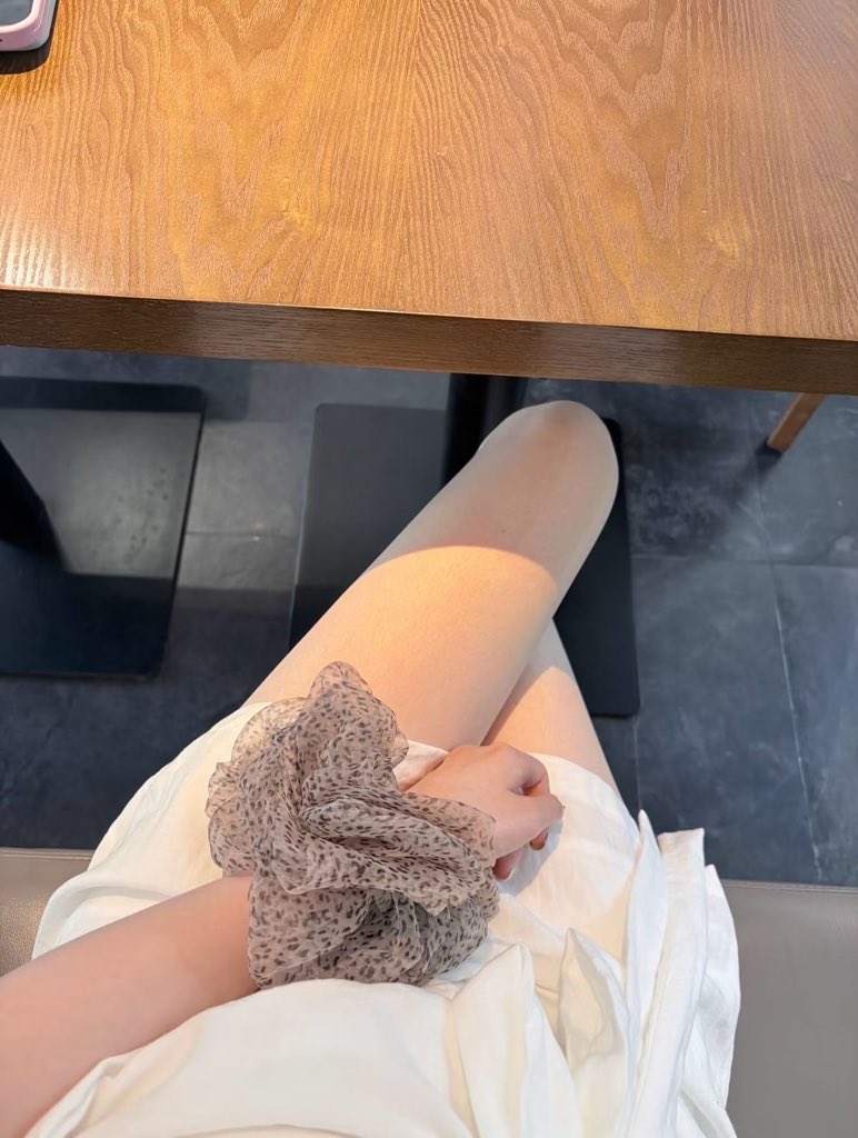 av88b's tweet photo. 想你了 
#上海线下 https://t.co/44nMANCgZs