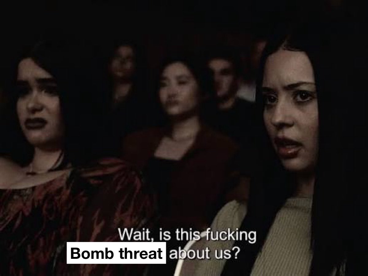 americanamemes's tweet photo. People in LA hearing this: https://t.co/VVnEaT257S