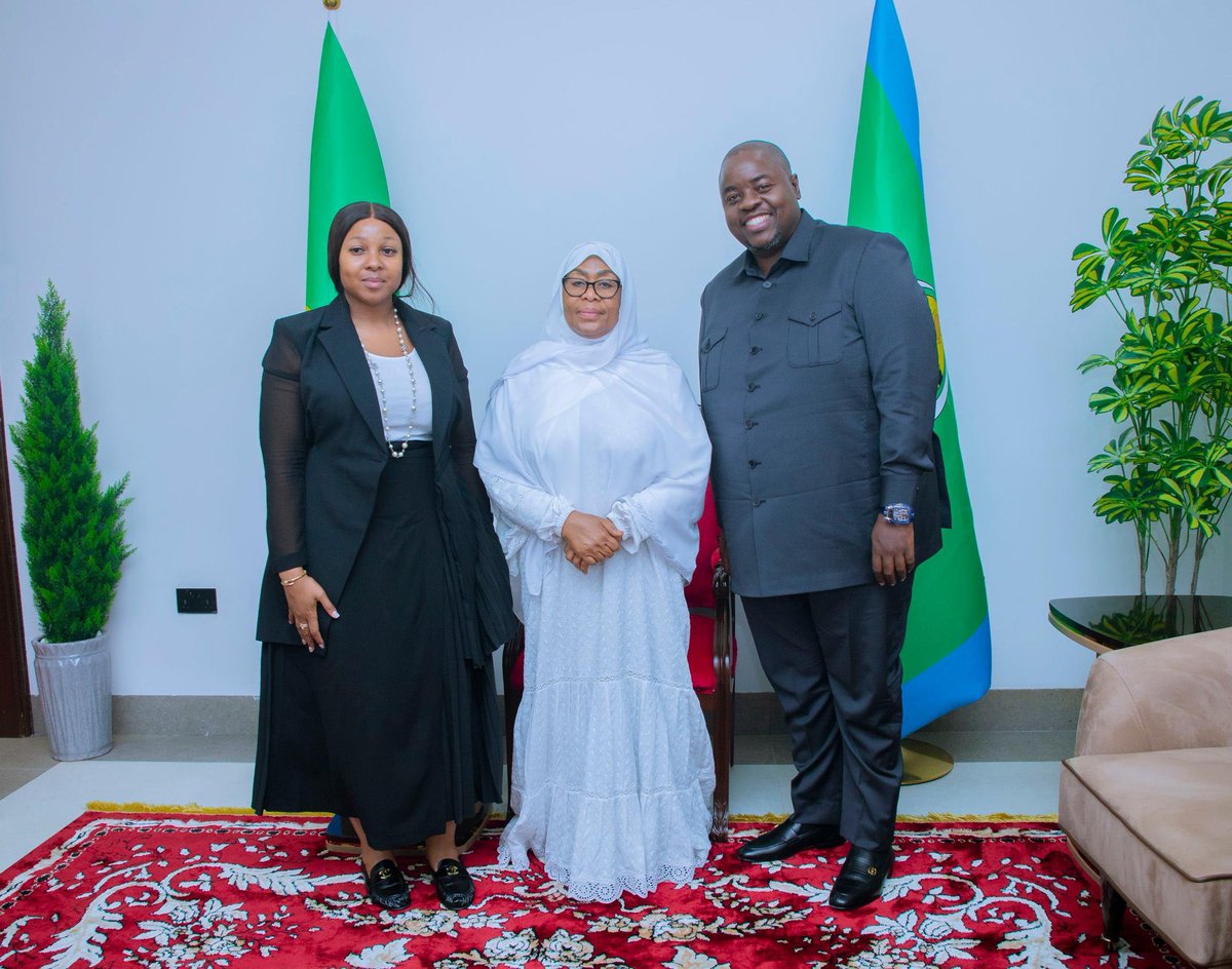 zimlive's tweet photo. Tanzanian President Samia Suluhu Hassan has made a ghostly whistle stop trip to Harare to condole the families of her late friends Wicknell Chivayo and his wife, Lucy. She was in Harare for less than three hours. Journalists and mourners warned against taking video or pictures https://t.co/IX88Pi4hdA