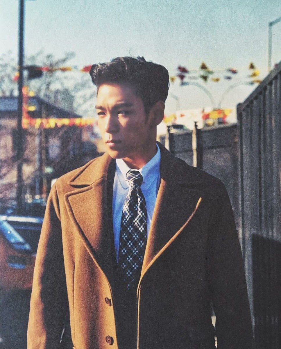 Pcwwkaiv's tweet photo. 카페인과 니코틴 냄새가 배인 최승현의 살 내음을 사랑했다. 커피와 담배. 자칫 불쾌할 수 있는 것들임에도 불구하고 최승현에게는 우아한 향기가 났다. https://t.co/hMvbryFUKk
