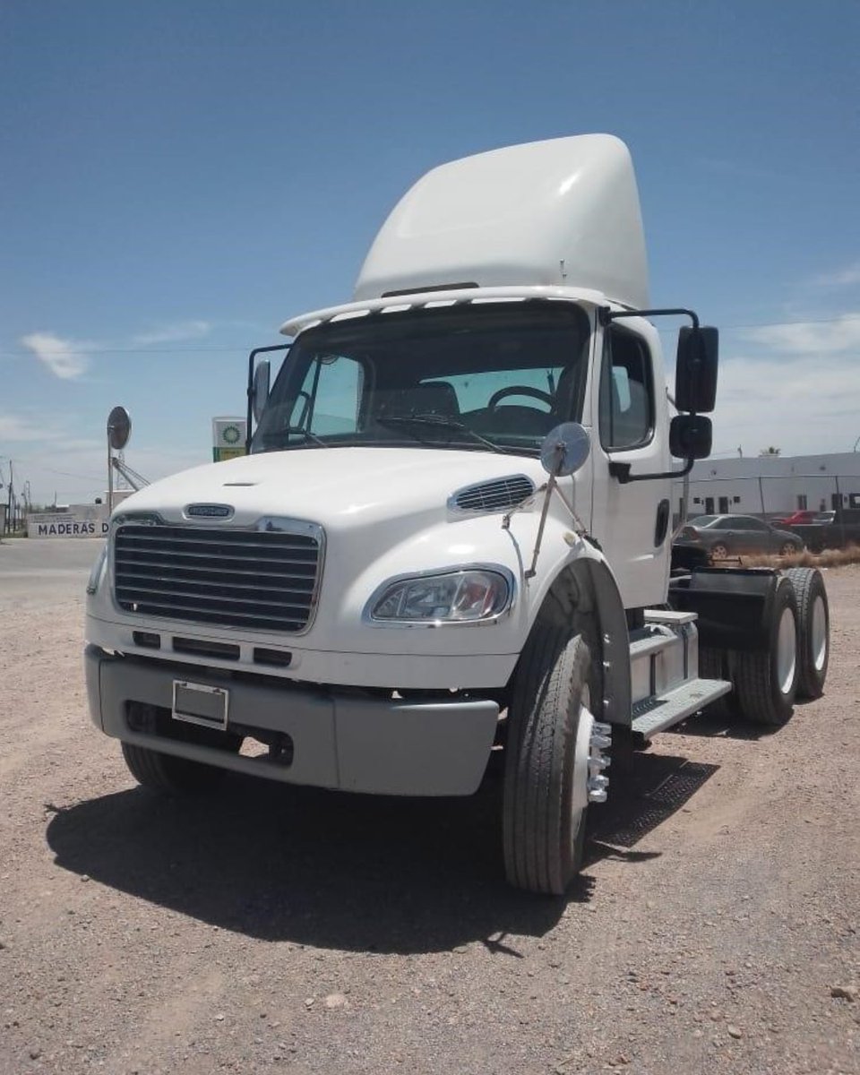 MarketBookLA's tweet photo. 2018 Freightliner Business Class M2 112 🚚
Motor 330 HP, 10 Velocidades
📍 Chihuahua, México
📞 +52 614 511 2497
🔗 https://t.co/xo42nGkpco
#Freightliner #BusinessClassM2 #CamionPesado #TransporteChihuahua #TrucksMexico #ChihuahuaMexico #TransportePesado https://t.co/2Cm0XM4jSy