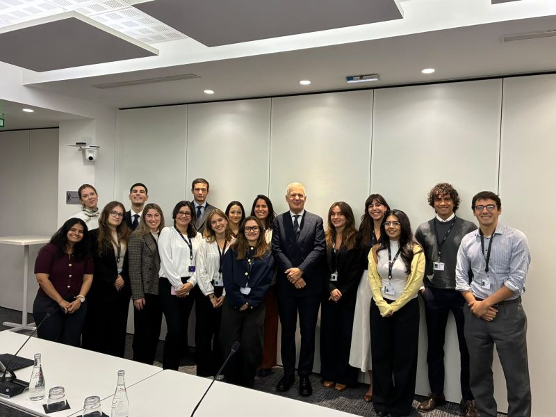 ICCSecGen's tweet photo. One of the highlights of the week: meeting @iccwbo's interns and hearing their perspectives on the future of business, sustainability, and international cooperation. 

More: https://t.co/MmYsfZyCIu https://t.co/wzNznpFd6r