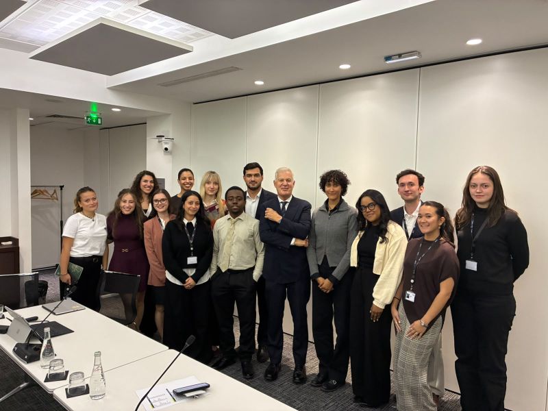 ICCSecGen's tweet photo. One of the highlights of the week: meeting @iccwbo's interns and hearing their perspectives on the future of business, sustainability, and international cooperation. 

More: https://t.co/MmYsfZyCIu https://t.co/wzNznpFd6r