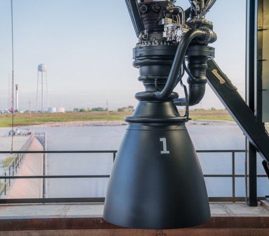Alexs_jame's tweet photo. Raptor 3 (sea level variant)

Thrust: 280tf
Specific impulse: 350s
Engine mass: 1525kg
Engine + vehicle-side commodities and hardware mass : 1720kg https://t.co/VIUXjywZnU