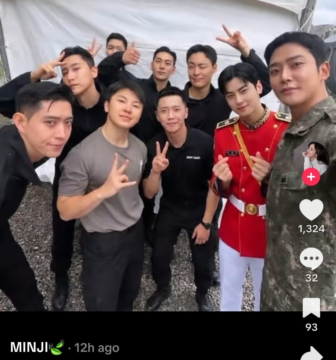 dlb324's tweet photo. Gak suoooopan cvvvkkkk!!!! 💀 🔪🔪🔪 https://t.co/qLOOwOiUiA