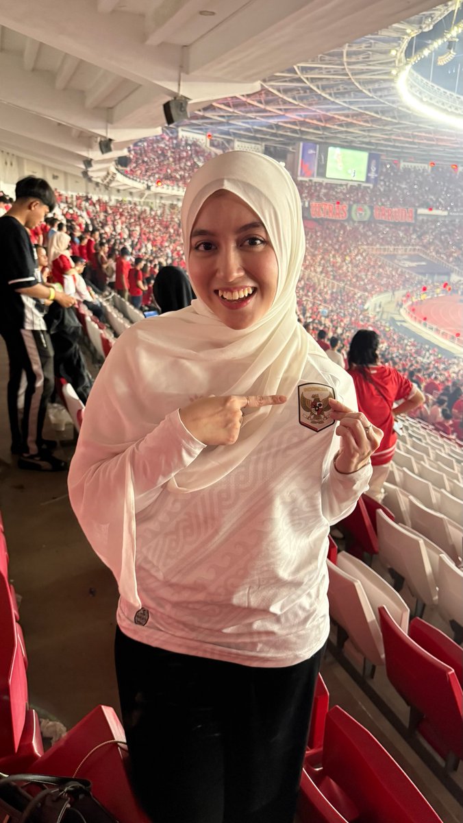 nblh_ayu's tweet photo. First time nonton Timnas secara langsung di GBK, dan alhamdulillah nonton final dan alhamdulillah nya lagi King Indo juara! Maka nikmat Tuhanmu yg manakah yg kamu dustakan?🥹❤️🇮🇩

#TimnasIndonesia #KingIndo #FifaAseanCup2026 #TimnasDay https://t.co/NiDDwxYbrs