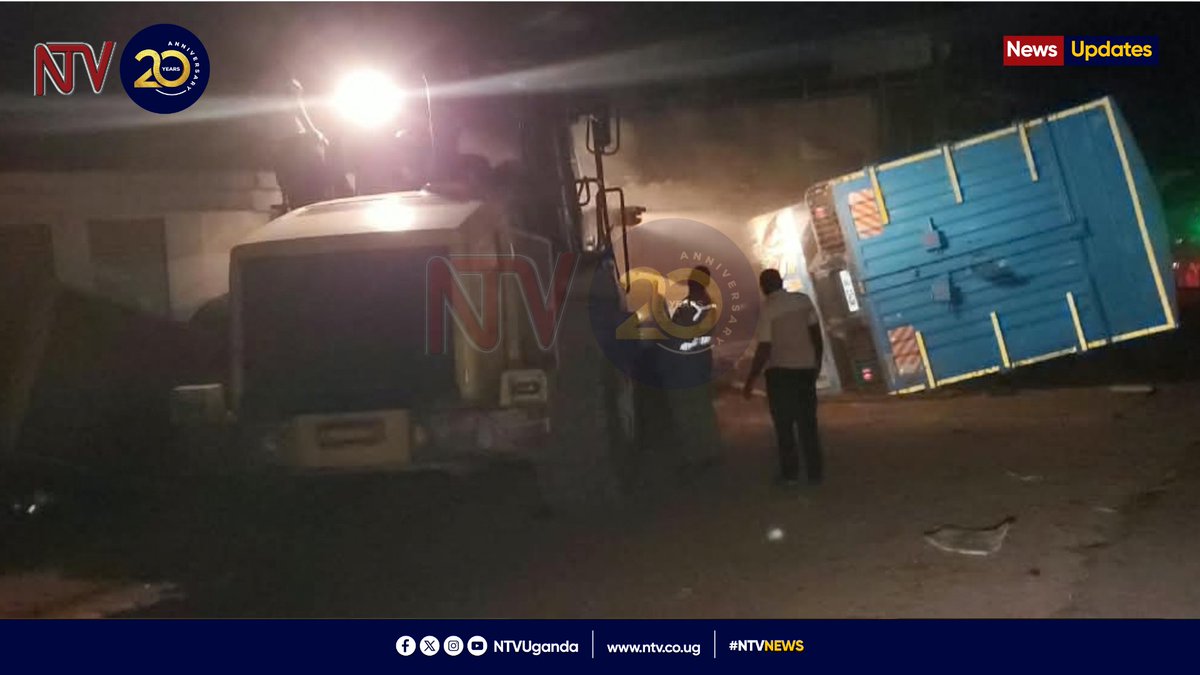 ntvuganda's tweet photo. UPDATE: At least five people have died after a trailer, registration number UA 234 DK, lost control and crashed into three vehicles at Kabwohe Stage in Sheema Municipality on Tuesday evening. #NTVNews

More details to follow.

📸 Hillary Keingana https://t.co/2ILEsaOGEo