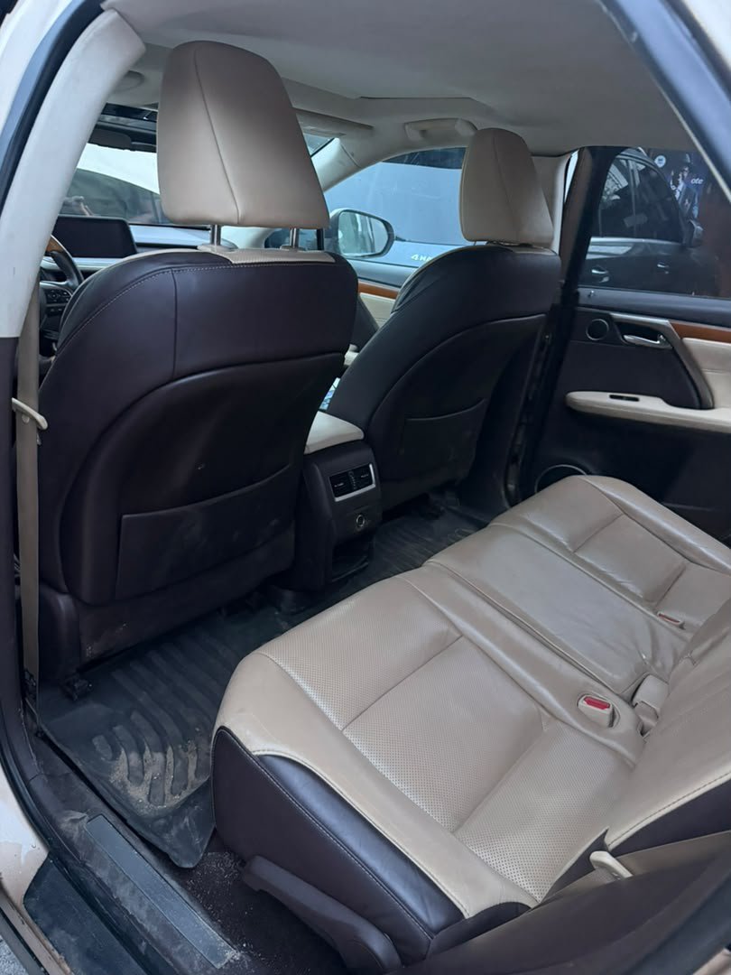 hillsdavid04's tweet photo. Lexus rx350 2017

Registered 
Base model

Untampered engine or gear 
Chilling ac

Very sound condition 
First user
Sweet alloy rims 

Price:₦22,000,000

📍Ago palace way
09065319916 https://t.co/F83sKXxHTH