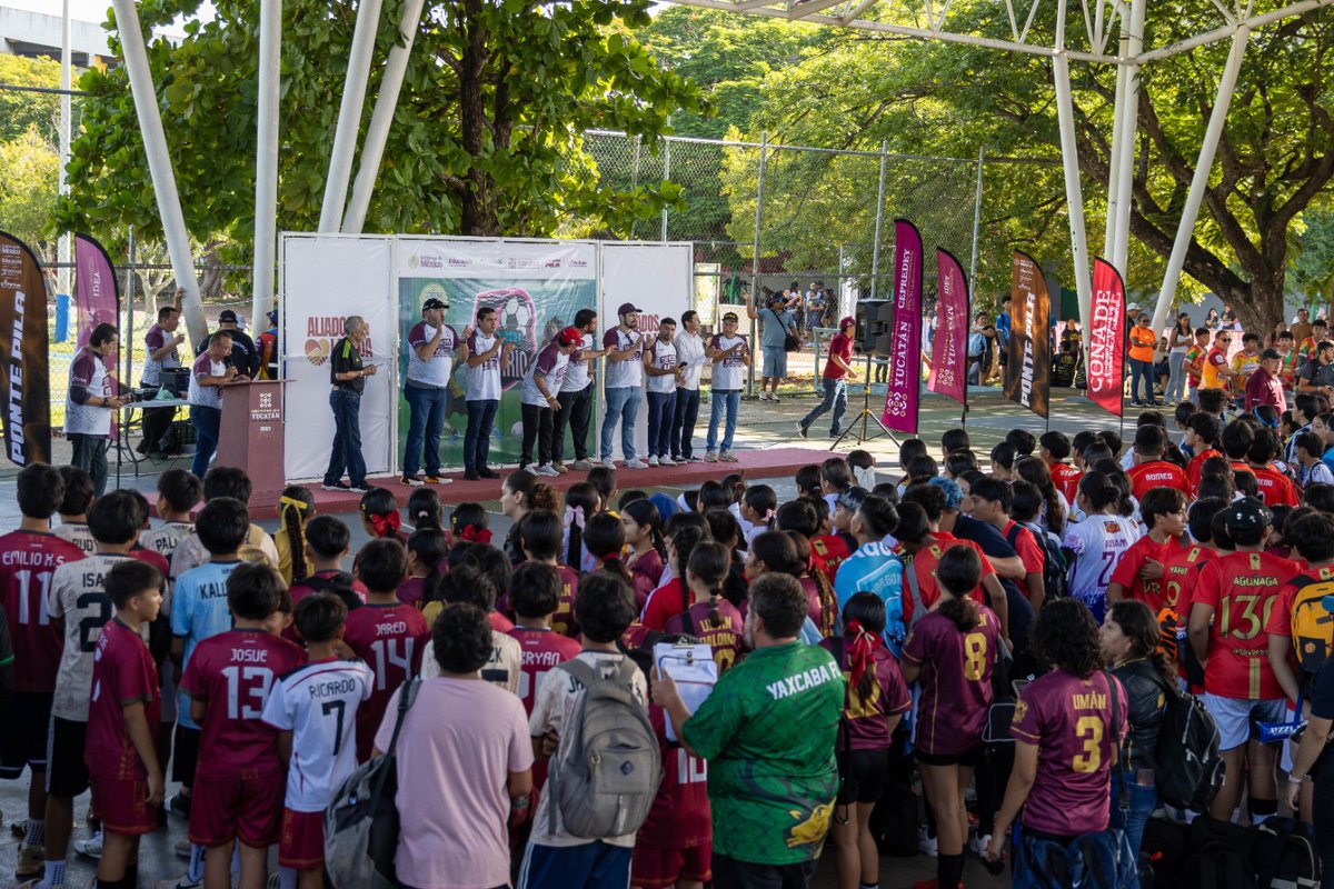 cepredey's tweet photo. Fuimos parte de la clausura de la Copa Barrio de Fútbol 2026, etapa Municipal Mérida, iniciativa que forma parte de las seis Copas del Mundial Social 2026 impulsadas por la Presidenta de México, Dra. @Claudiashein https://t.co/hCGI8GvhNI