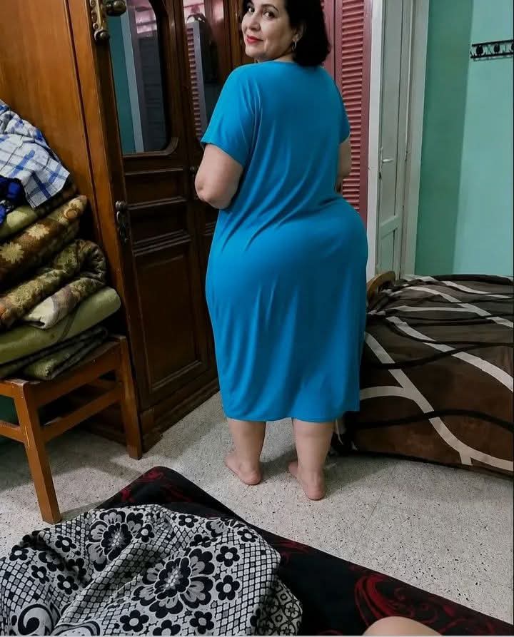 abodomm6's tweet photo. انا وأمي مليكة كل يوم لحوا من طبونها وترمتها بزازلها واشحال حويه ماكت شبعش من لحوا https://t.co/3KHbpkrkhl