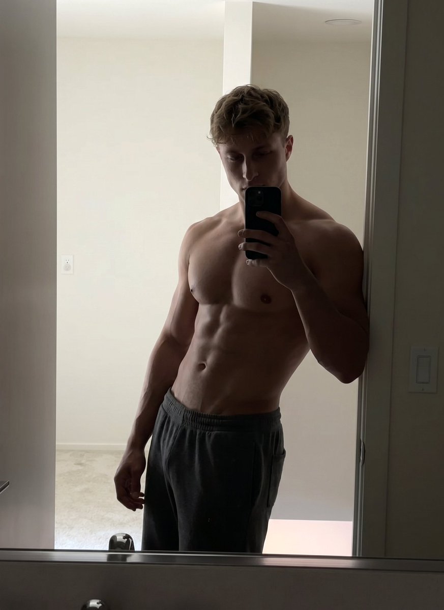 ColdzMy's tweet photo. Don’t blame me if your imagination gets carried away… to you full of my cum 😏 https://t.co/0Tk32nFei3