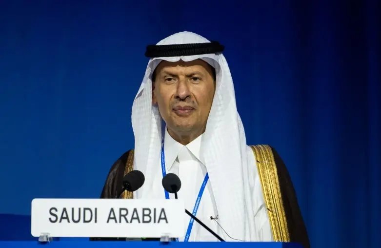 newsnow4eco's tweet photo. 🚨سمو وزير #الطاقة ووزير #الثروة_المعدنية الأمير عبدالعزيز بن سلمان:

📌يجب أن تظل منظومة الطاقة متاحة مع إفساح المجال أمام دول مجلس التعاون لتكون شريكة.

📌من أهم الدروس ضرورة الاعتماد على قدراتنا في تلبية احتياجاتنا في الطاقة و الأدوية والغذاء.

📌ينبغي أن يتزامن تطوير الصناعات وتحويل المواد الأولية المتاحة لدينا إلى منتجات تلبي احتياجاتنا مع الابتكار فبدونه نصبح مستهلكين للتقنيات أكثر من كوننا منتجين لها.