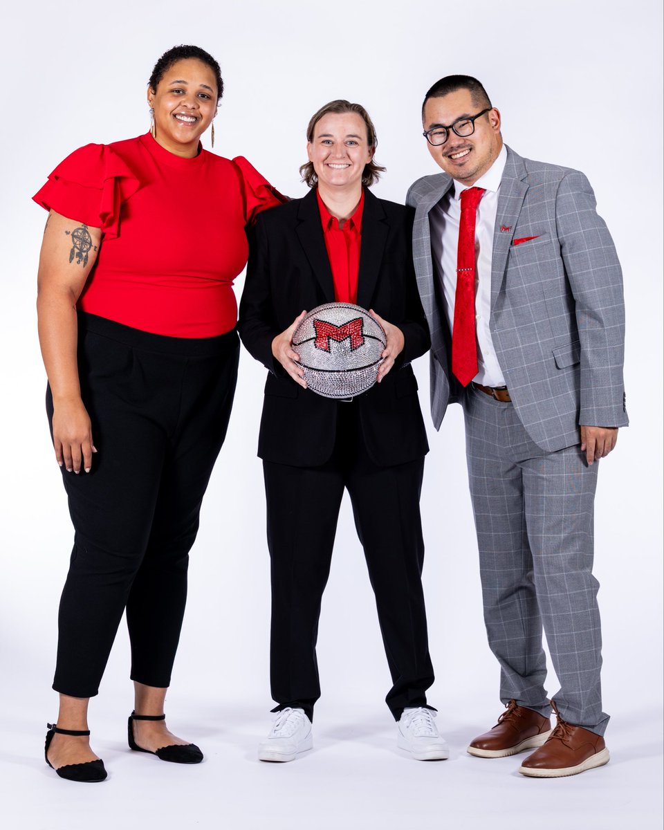 MaryvilleWBB's tweet photo. Best of the best 🫶

Happy National Coaches Day!

#BigRedM | #AlwaysUs https://t.co/wAsjETNRlX
