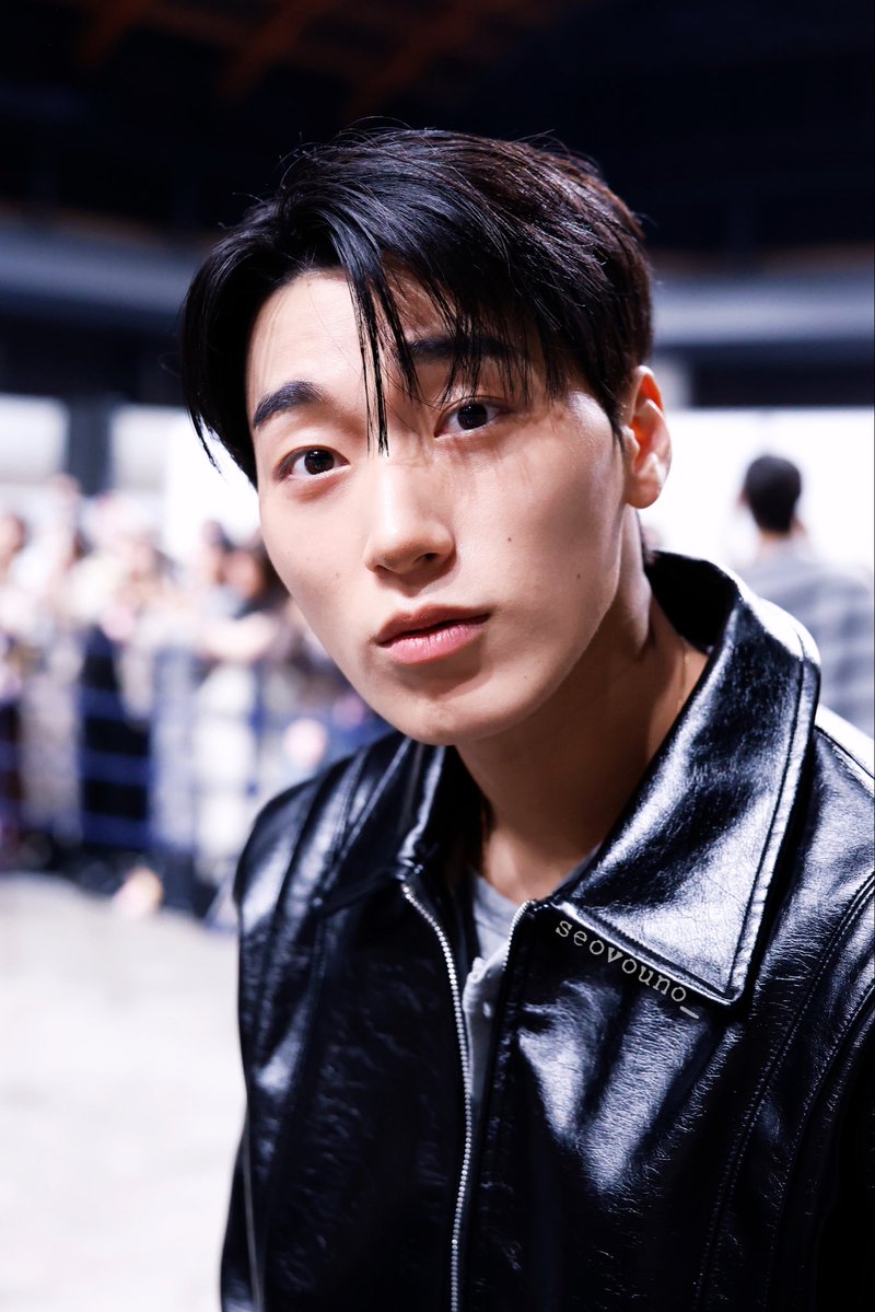 L_yunnn's tweet photo. 261003
🇯🇵パパラッチ会🫶🏻
Paparazzi Association
#CHOISAN #SAN #최산 #サン
#ATEEZ #에이티즈

와 너무 가까워.. 심장 떨려 https://t.co/jNvynjvEyR