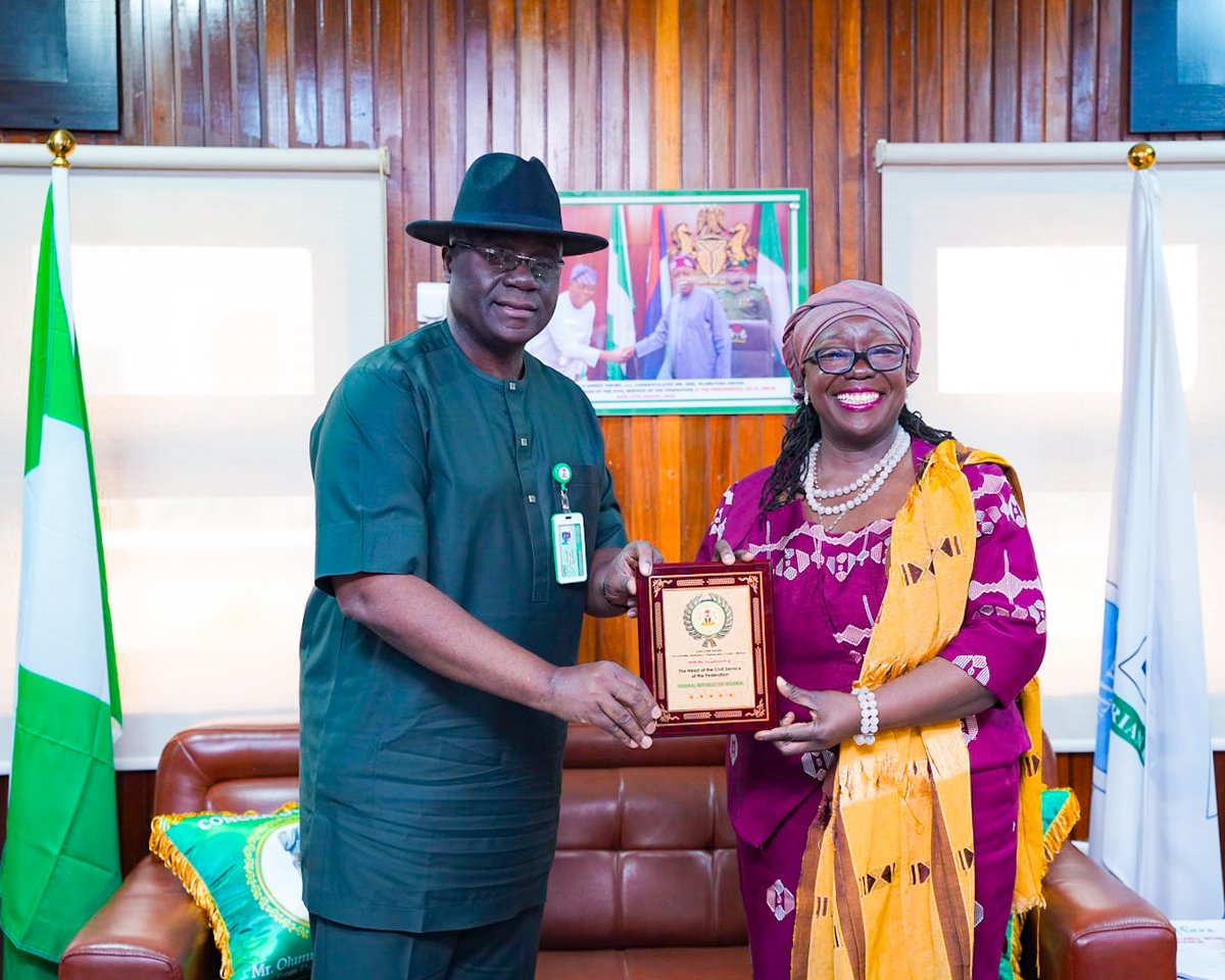 ElsieAttafuah's tweet photo. A pleasure to meet Mr. Abel Olumuyiwa Enitan, Head of the Civil Service of the Federation, and congratulate him on his appointment.

Our discussions centred on strengthening public institutions, advancing innovation and equipping the civil service to translate Nigeria’s dev't ambitions into effective delivery and tangible progress for its people.

@OHCSF_NGR has been a key partner in advancing public service transformation and @UNDPNigeria looks forward to deepening this partnership to build enduring institutional capacity and deliver lasting development gains for Nigeria.

@NigeriaGov 
@NGRPresident