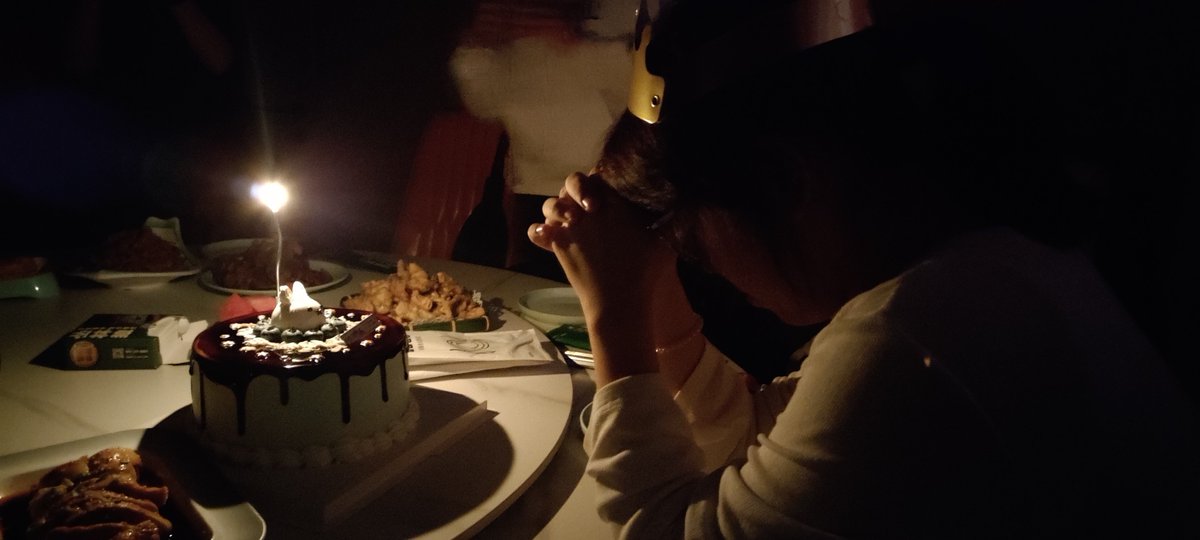 TheosRase's tweet photo. happy birthday my friend🎉 https://t.co/L13mel33Oq