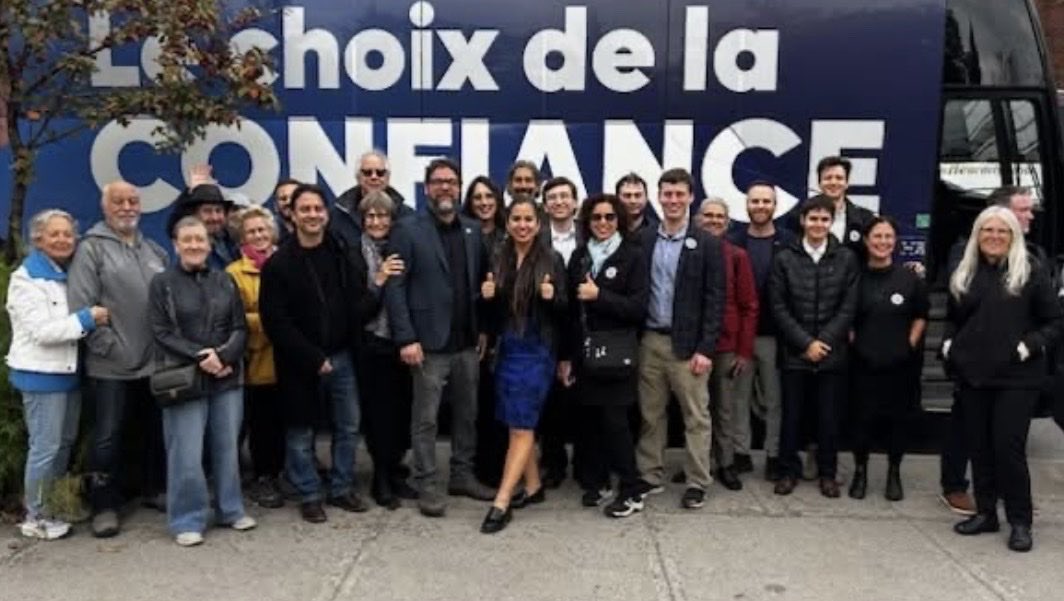 PLuc_Brillant's tweet photo. Nous avons mené une campagne d’idées, avec l’équipe de bénévoles la plus dévouée que j’aie jamais vue!

Nous avons sillonné Rosemont d’un bout à l’autre. Parler à des milliers de gens. 

Nous rêvions que notre circonscription devienne un joueur majeur au sein du gouvernement québécois. Mais cela n’a pas suffi à rallier une majorité de Rosemontois et de Rosemontoises.

Nous pouvons être très fiers de notre parcours. Tout ce que nous pouvions faire, nous l’avons fait.

Il n’y a aucun mot assez fort pour dire à quel point je suis touché par le travail colossal accompli par nos bénévoles. Aucun mot assez puissant pour exprimer ma gratitude envers les quelque 10 000 électeurs qui ont cru en notre option.

Merci, merci, merci.

Je ne souhaite que du bien à notre merveilleuse circonscription pour les prochaines années. Les défis seront colossaux. 

Félicitations à Gisèle Pouhe Ndjall pour sa victoire. Je lui souhaite de tout cœur de réussir à faire avancer Rosemont.
